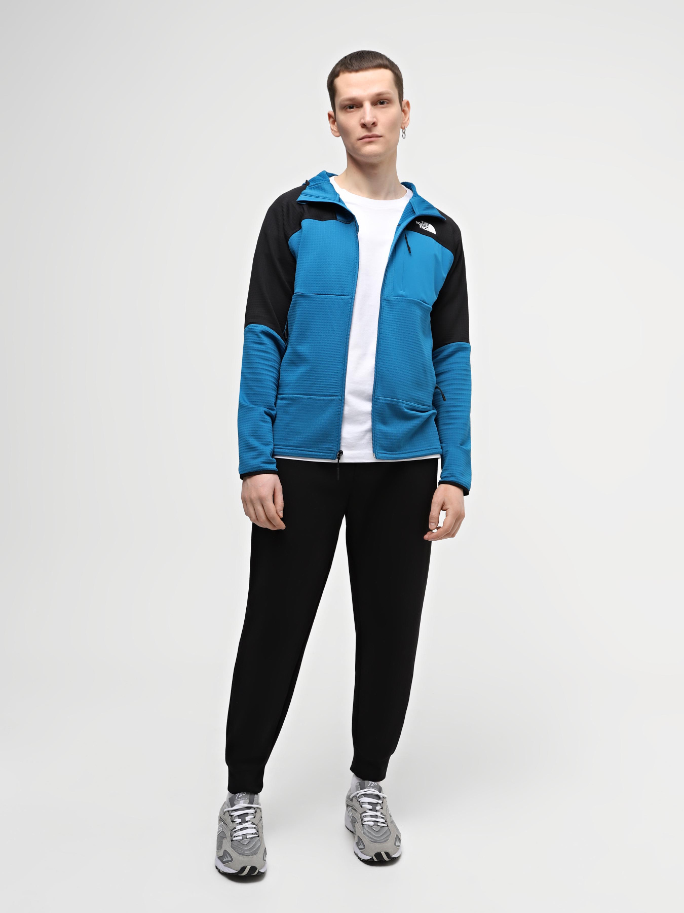 Худі та світшоти The North Face M Stormgap Powergrid Hoodie модель NF0A87J7WIG1 Худі та світшоти The North Face M Stormgap Powergrid Hoodie модель NF0A87J7WIG1 Фото