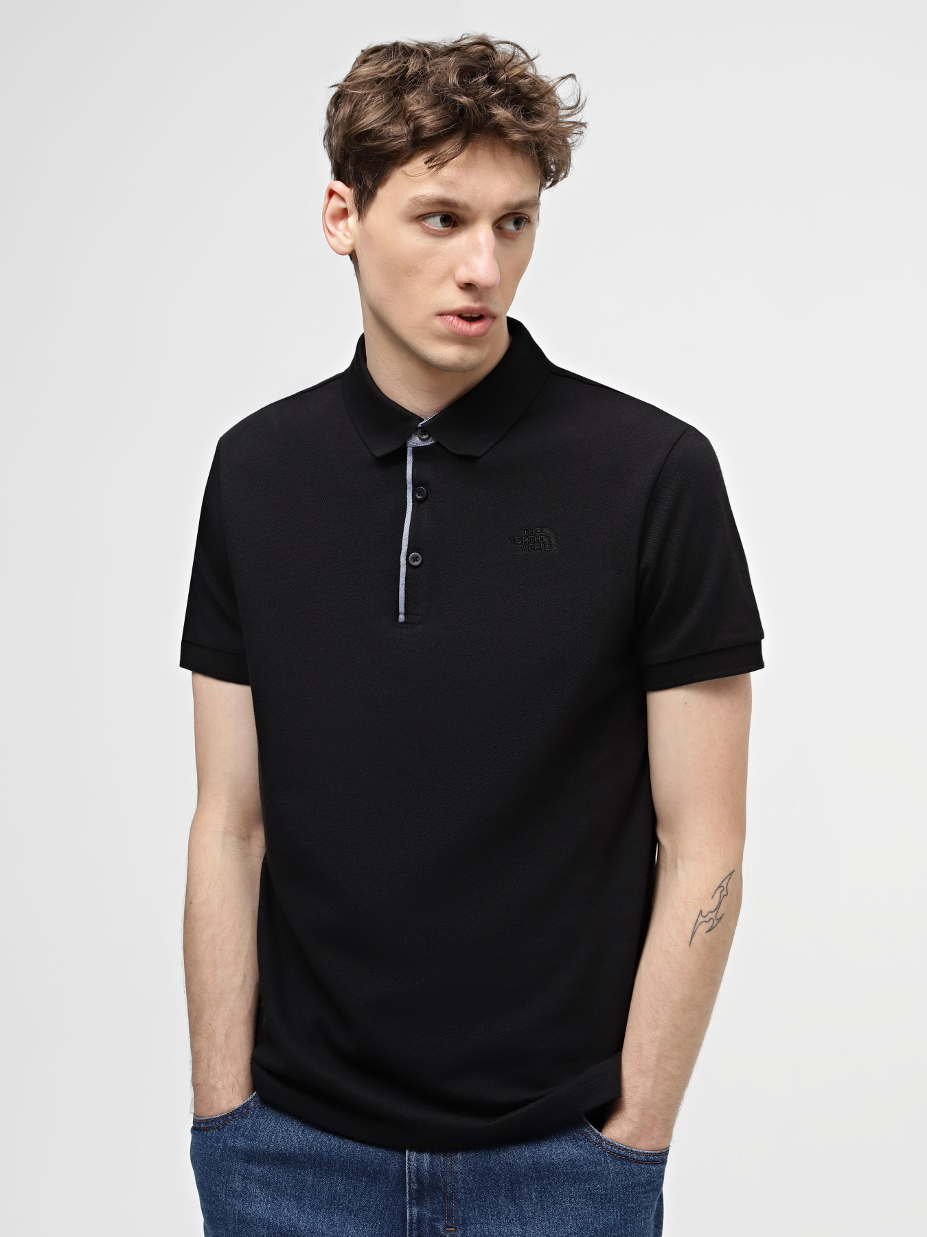 Футболки і поло The North Face Premium Polo Piquet модель NF00CEV4JK31 Футболки і поло The North Face Premium Polo Piquet модель NF00CEV4JK31 Фото