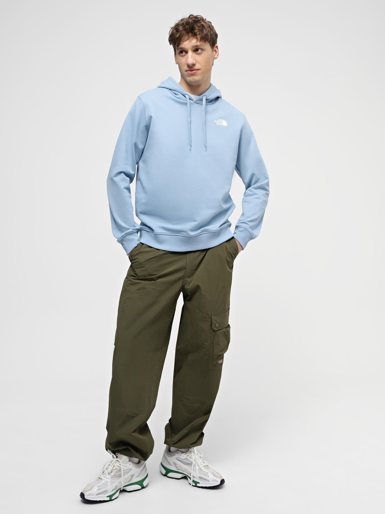 Худі та світшоти The North Face Seasonal Drew Peak модель NF0A2S57QEO1 Худі та світшоти The North Face Seasonal Drew Peak модель NF0A2S57QEO1 Фото