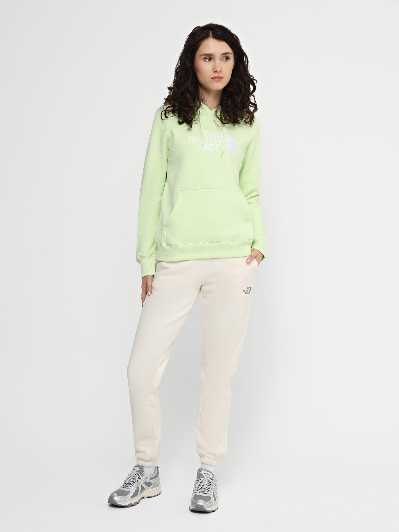 Худі та світшоти The North Face W Drew Peak Pullover Hoodie - Eu модель NF0A55ECO0F1 Худі та світшоти The North Face W Drew Peak Pullover Hoodie - Eu модель NF0A55ECO0F1 Фото