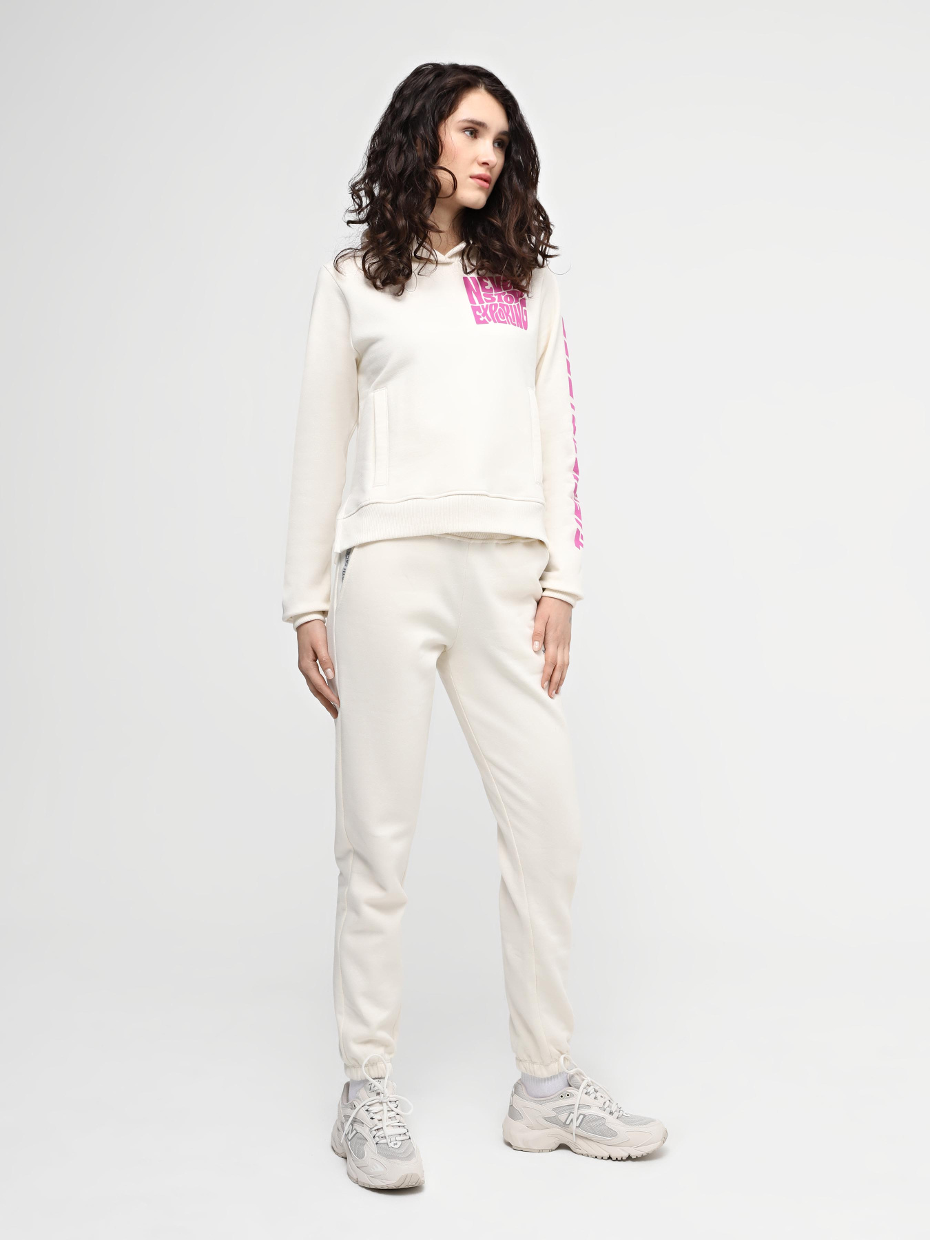 Штани The North Face W Zumu Jogger модель NF0A87DMQLI1 Штани The North Face W Zumu Jogger модель NF0A87DMQLI1 Фото