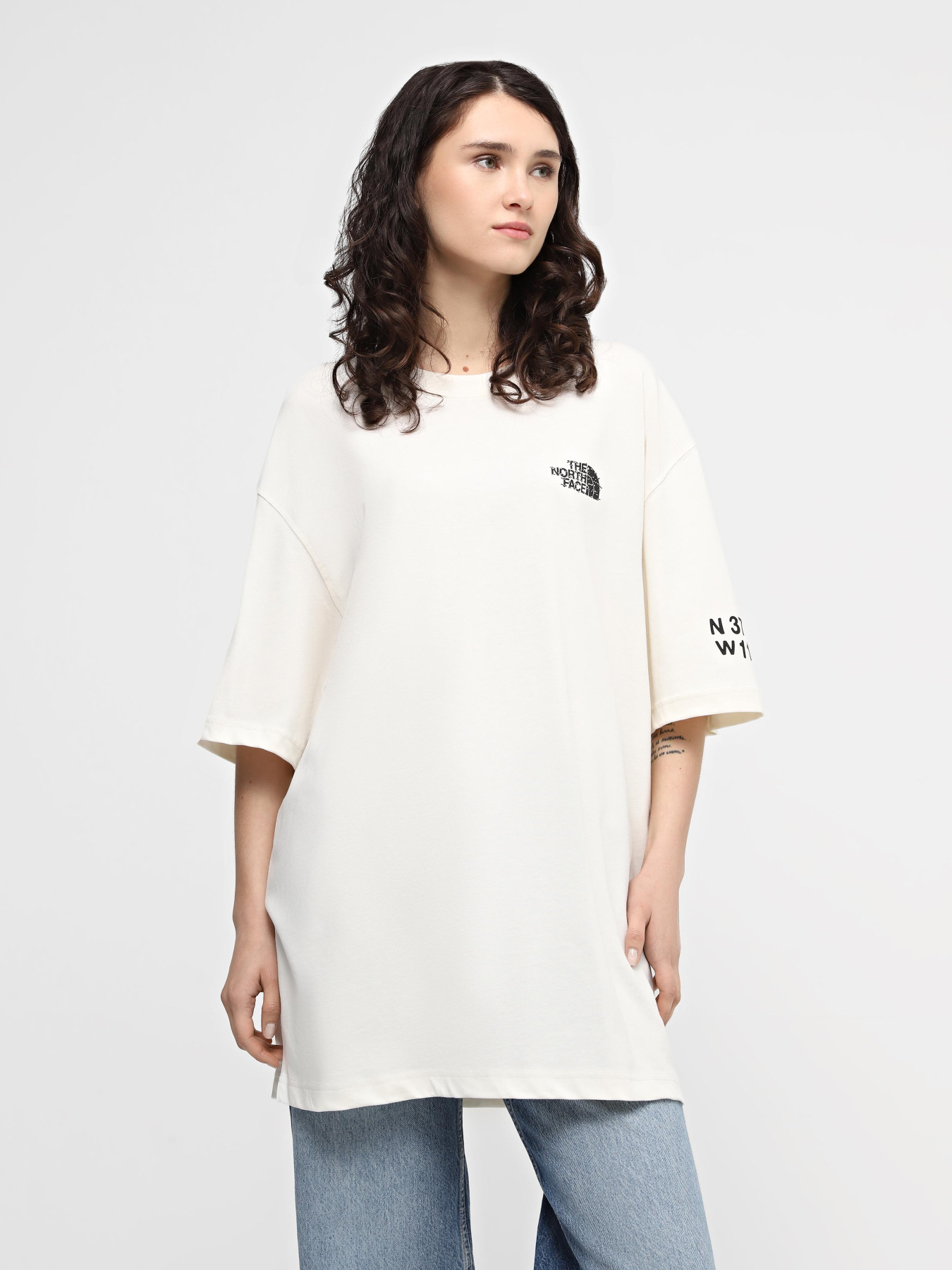 Футболки і поло The North Face U Nse Graphic S/S Tee модель NF0A87F6QLI1 Футболки і поло The North Face U Nse Graphic S/S Tee модель NF0A87F6QLI1 Фото