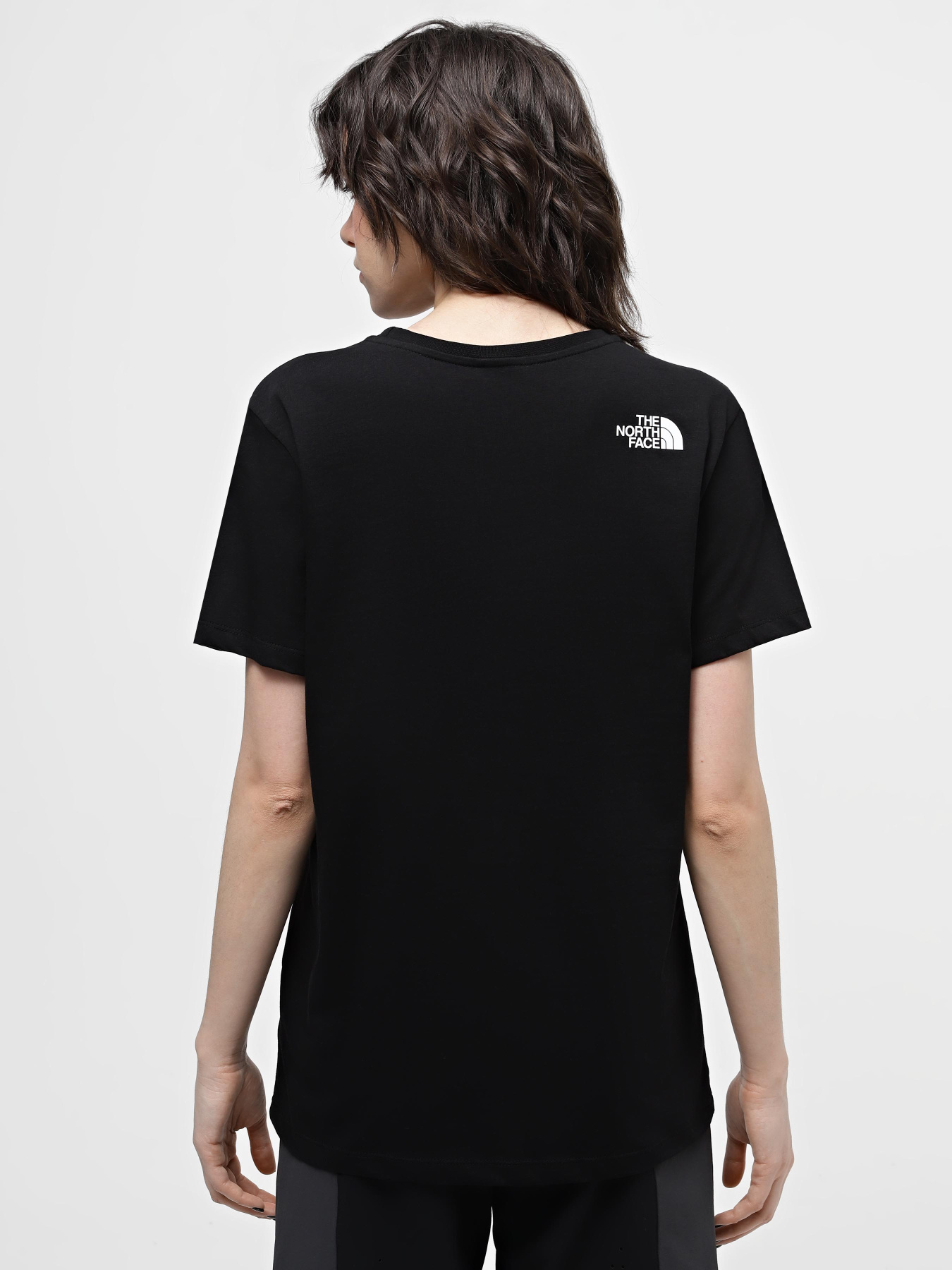 Футболки и поло The North Face W S/S Relaxed Easy Tee модель NF0A87N9JK31 Фото