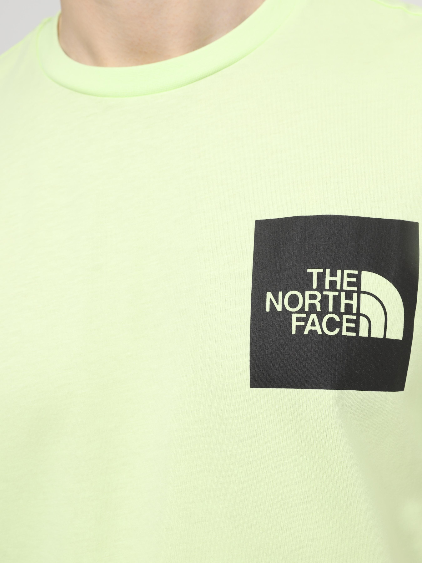 Футболки і поло The North Face M S/S Fine Tee модель NF0A87NDO0F1 Фото