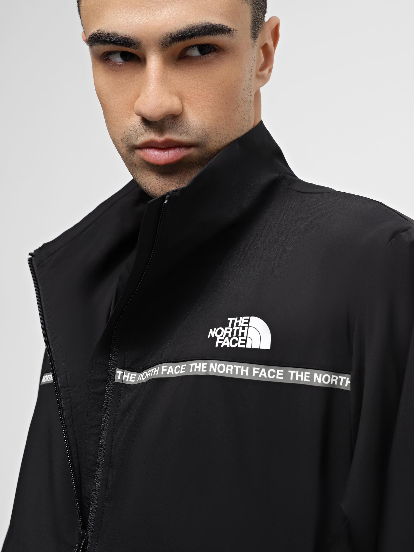 Куртки и дубленки The North Face Zumu Jacket модель NF0A8796JK31 Фото