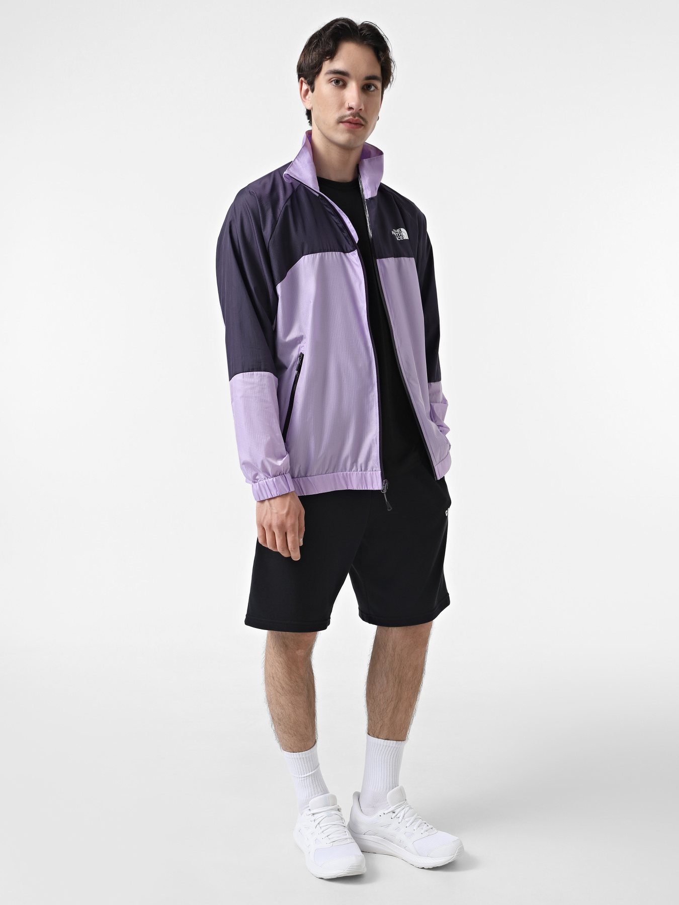 Куртки и дубленки The North Face M Wind Shell Full Zip модель NF0A879FVIB1 Фото