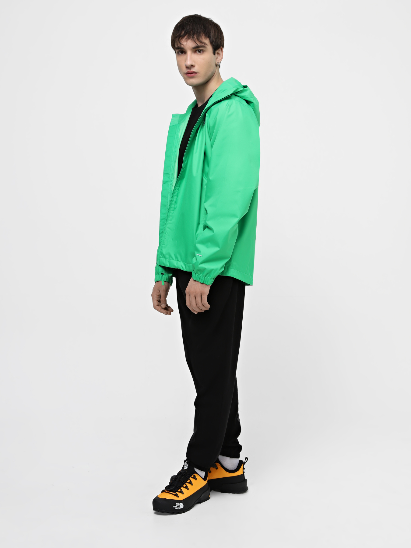 Куртки и дубленки The North Face Quest модель NF00A8AZPO81 Фото