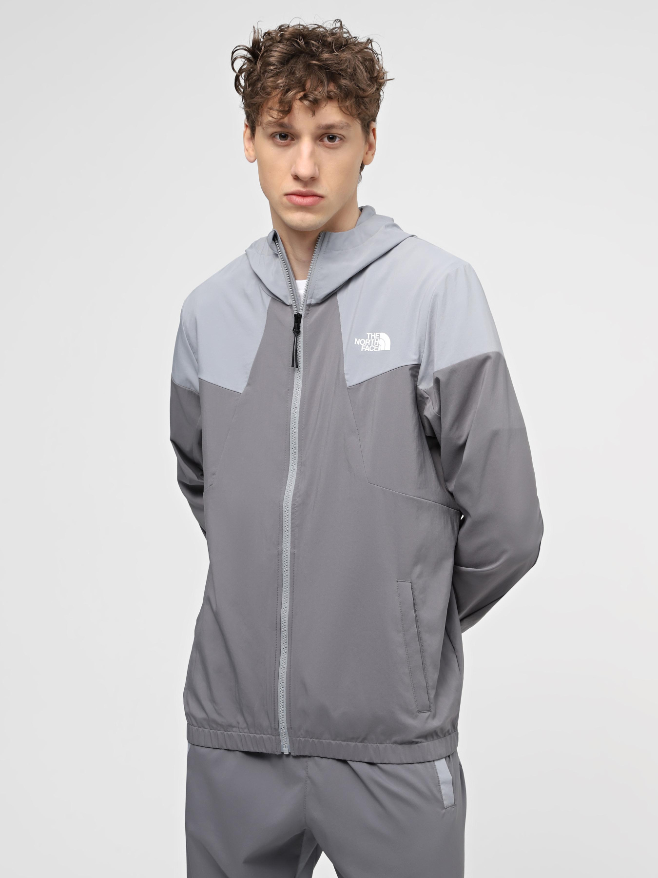 Куртки и дубленки The North Face M Ma Wind Track Hoodie модель NF0A87J2W2O1 Фото