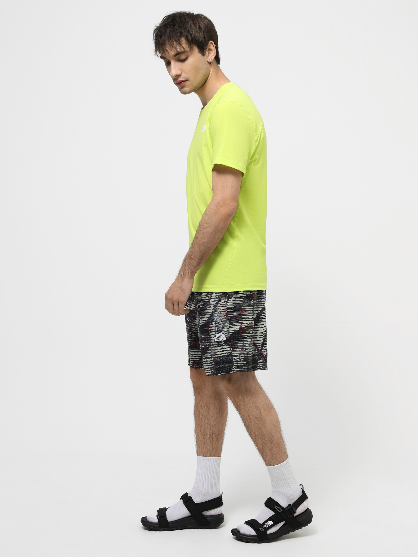 Шорти The North Face M Tnf Easy Wind Short модель NF0A8768SIR1 Шорти The North Face M Tnf Easy Wind Short модель NF0A8768SIR1 Фото