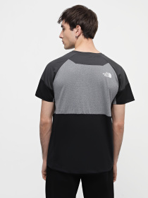 Футболки і поло The North Face Bolt Tech Tee модель NF0A825GMN81 Фото