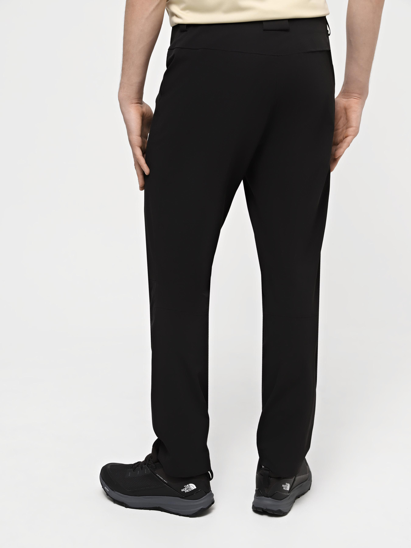 Штани The North Face M Summit Off Width Pant модель NF0A84PPJK31 Фото