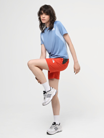 Шорти The North Face W Felik Slim Tapered Short модель NF0A87HYWIM1 Фото