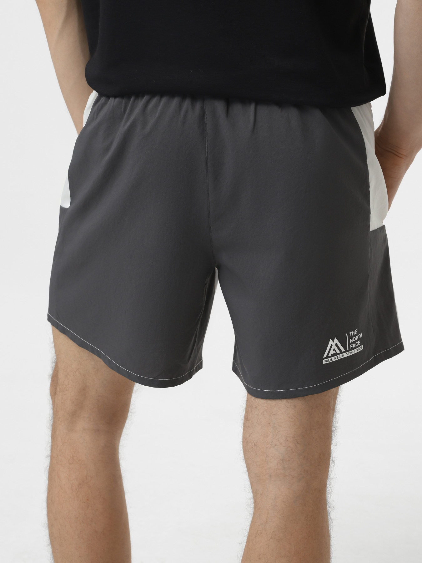 Шорти The North Face M Ma Woven Short модель NF0A87JMXOF1 Шорти The North Face M Ma Woven Short модель NF0A87JMXOF1 Фото