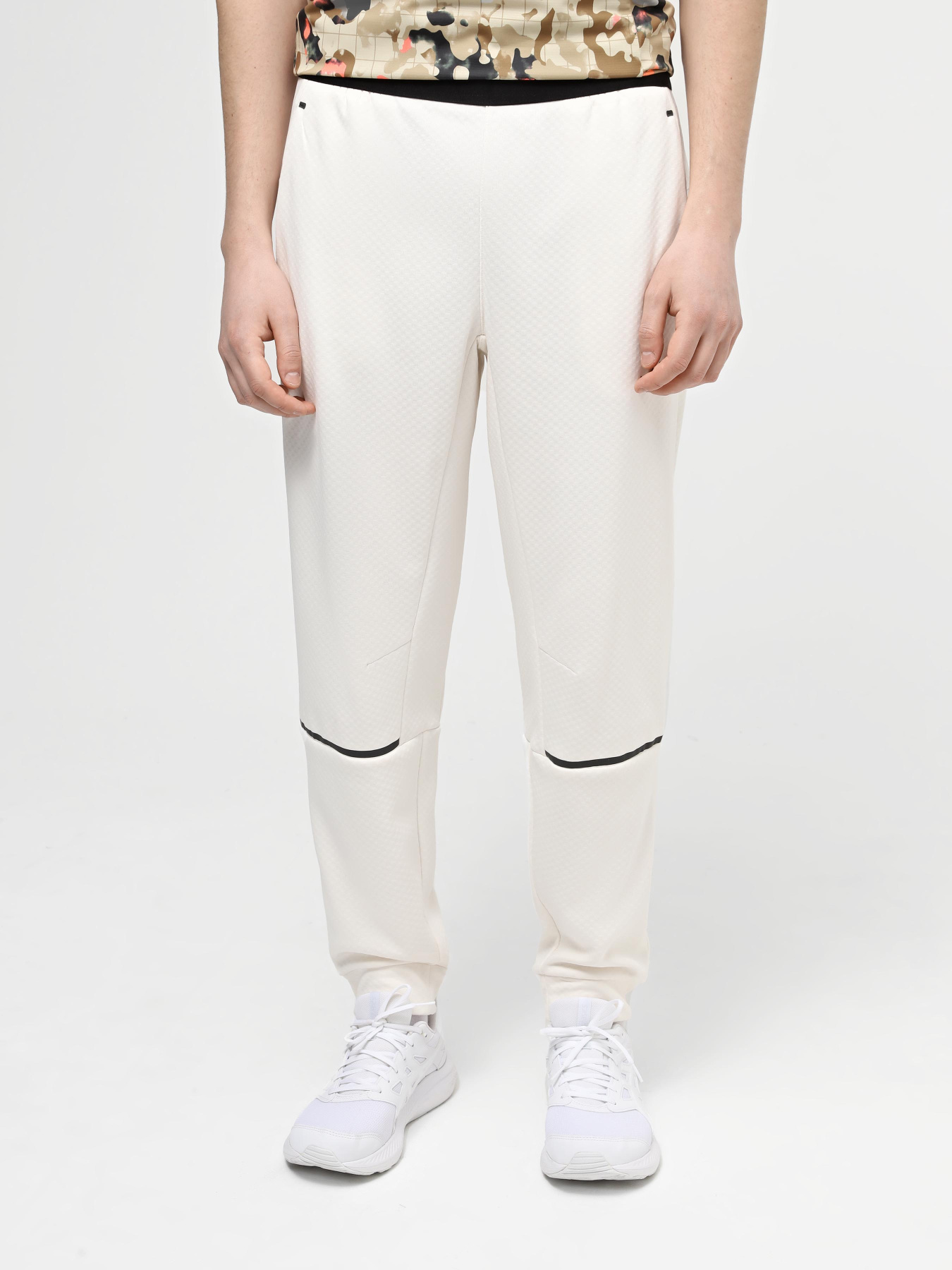 Штани The North Face M Ma Lab Jogger модель NF0A88F6QMO1 Фото