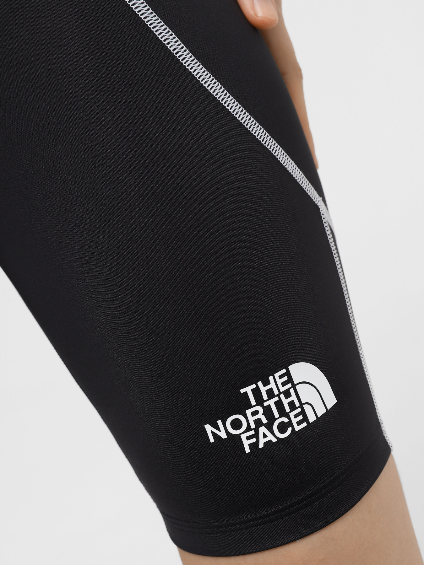 Шорти The North Face W Hakuun Tight Short модель NF0A8845JK31 Фото