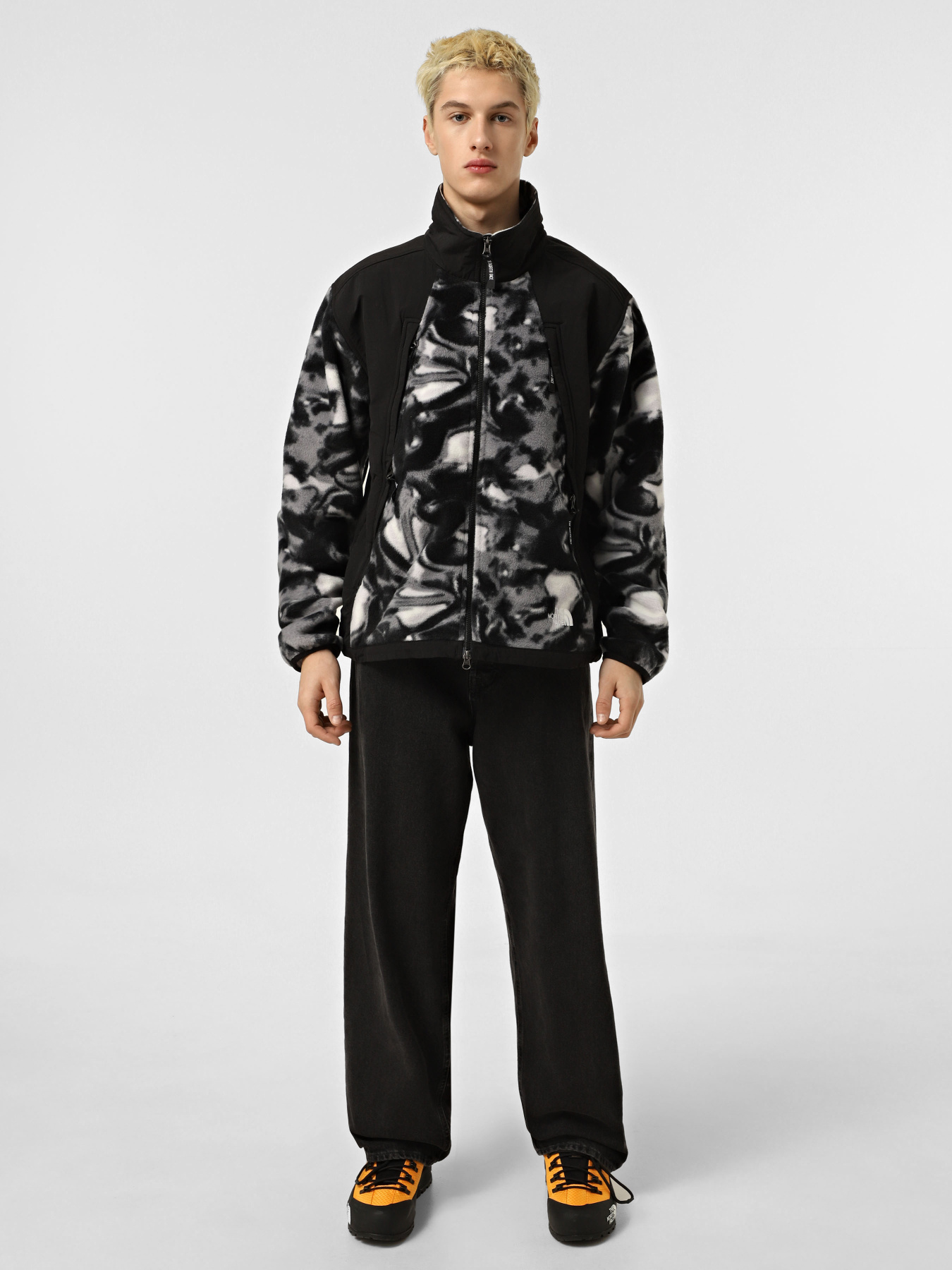 Худі та світшоти The North Face Polar Sun Fleece модель NF0A88XP5OO1 Фото