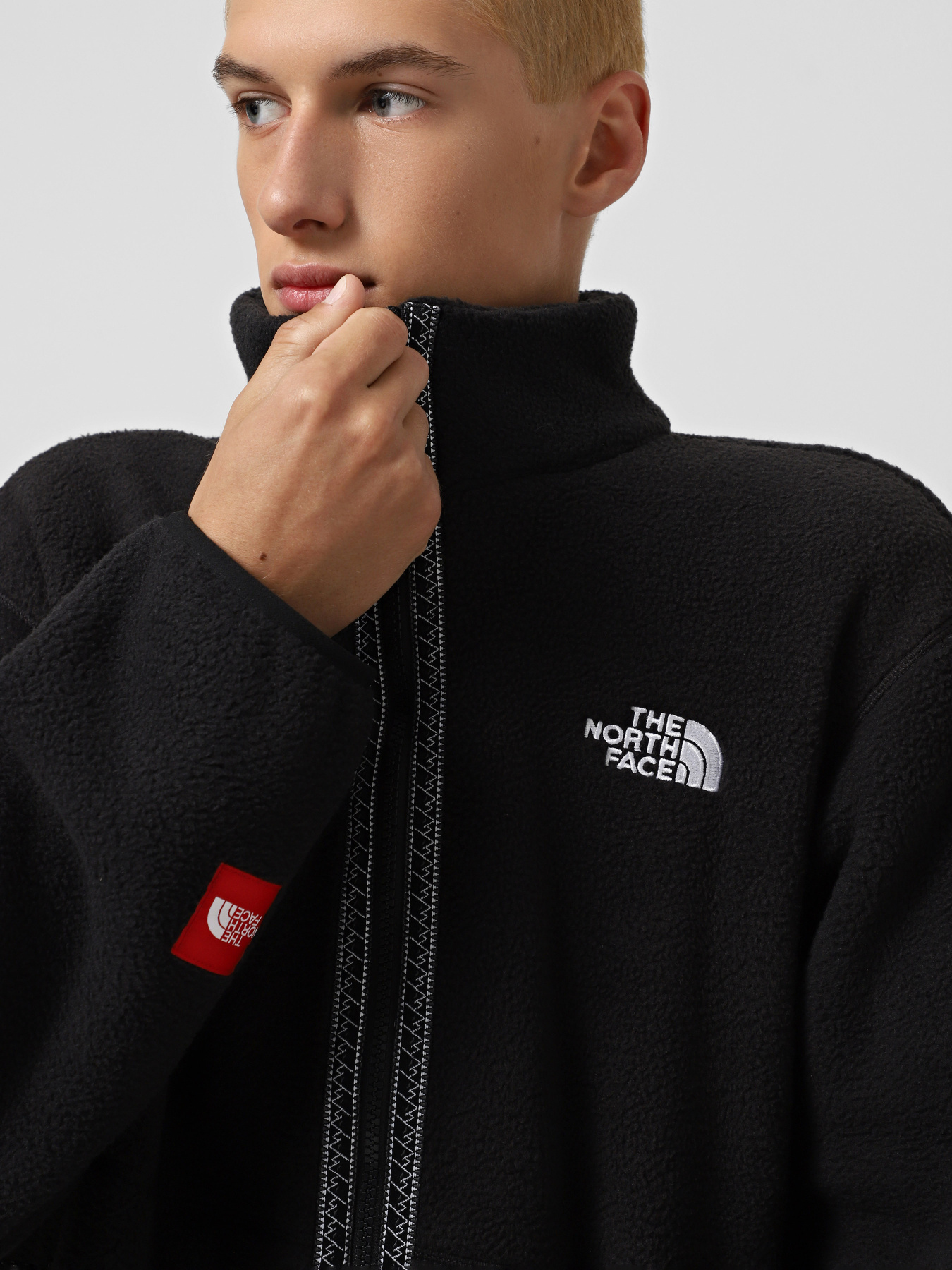Худи и свитшоты The North Face Fleeski модель NF0A88XQJK31 Худи и свитшоты The North Face Fleeski модель NF0A88XQJK31 Фото