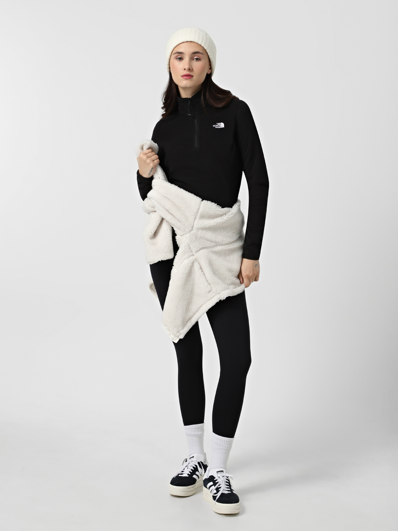 Худі та світшоти The North Face Resolve Fleece модель NF0A4SVX4H01 Фото