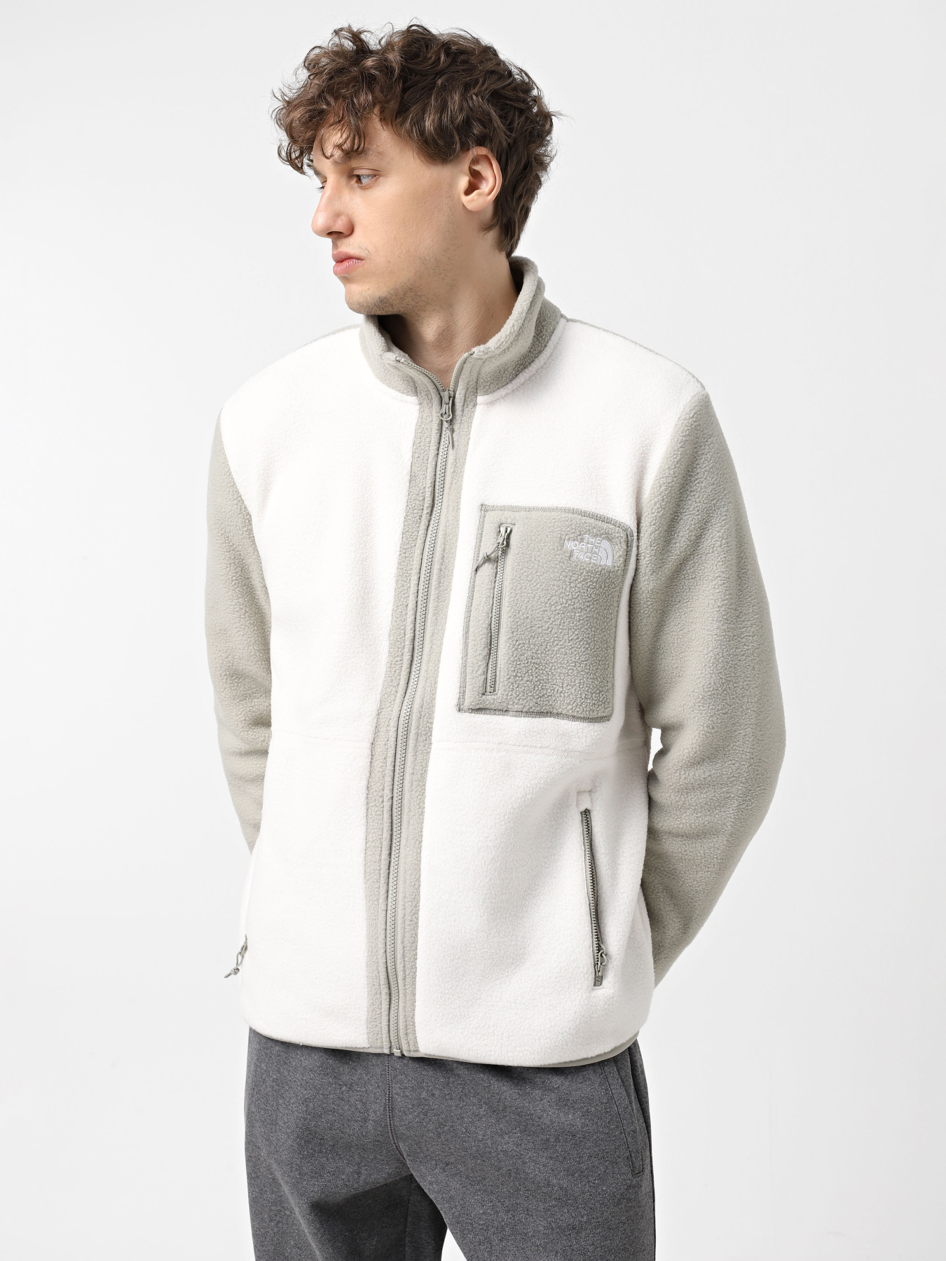 Худі та світшоти The North Face Yumiori модель NF0A883R9IG1 Фото
