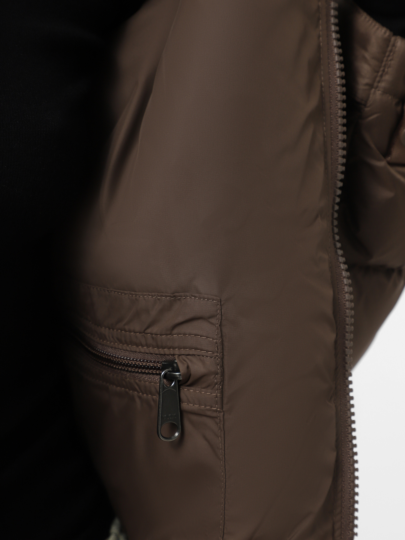 Куртки та дублянки The North Face 1996 Retro Nuptse модель NF0A3XEO1OI1 Фото