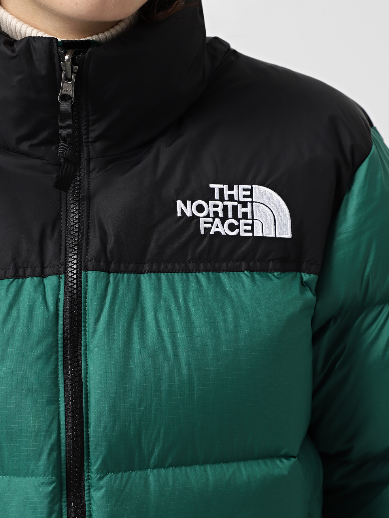 Куртки та дублянки The North Face 1996 Retro Nuptse модель NF0A3XEONL11 Фото