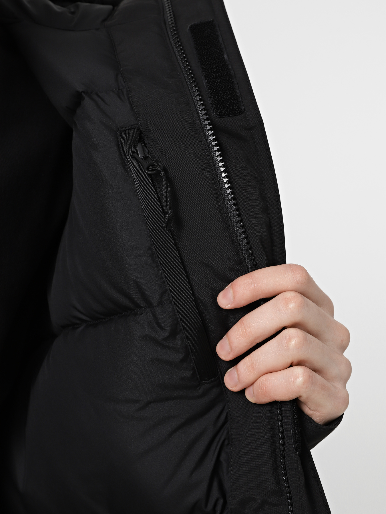 Куртки та дублянки The North Face Mcmurdo модель NF0A5GJF4H01 Куртки та дублянки The North Face Mcmurdo модель NF0A5GJF4H01 Фото