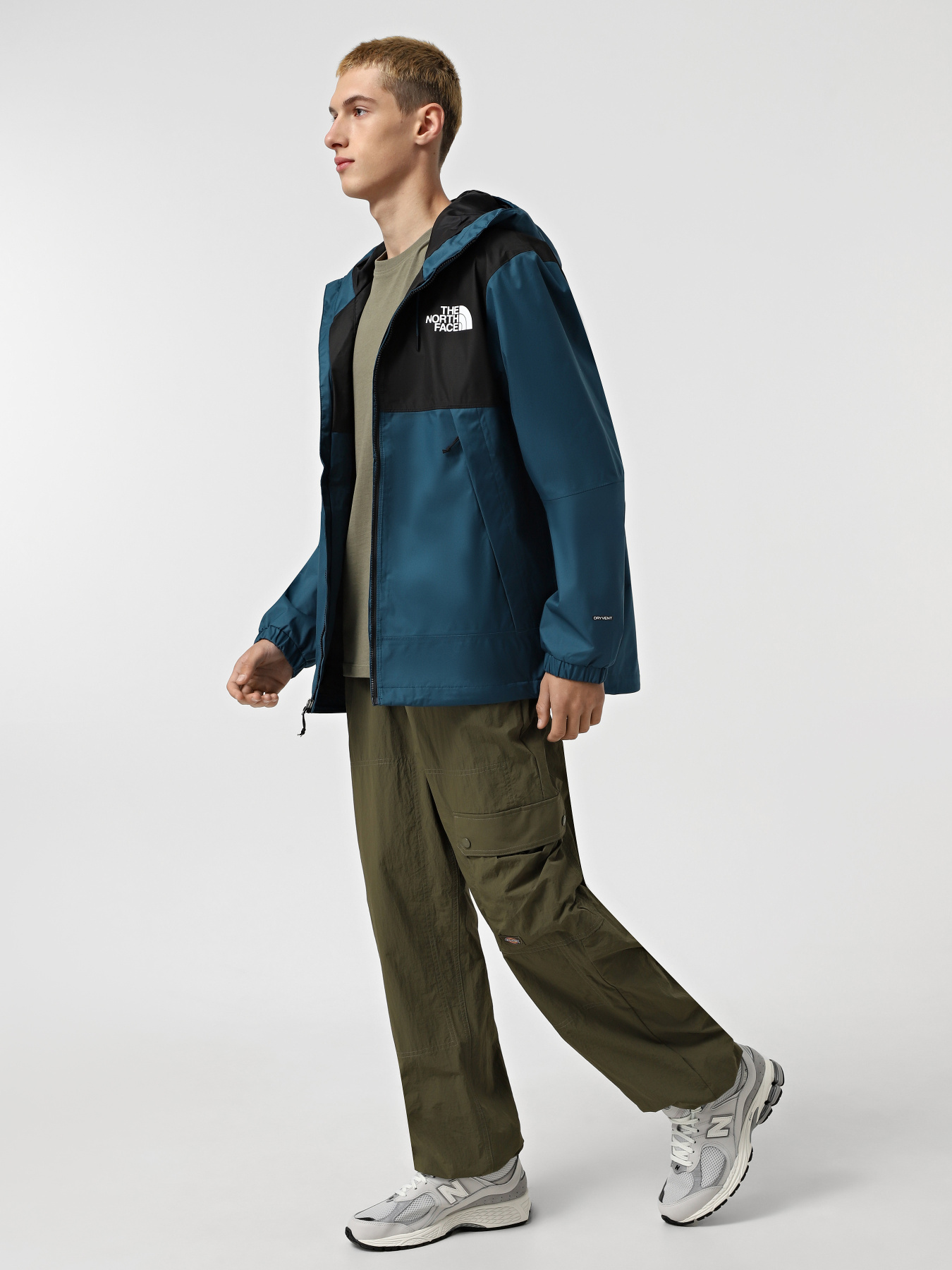 Куртки и дубленки The North Face Mountain Q модель NF0A5IG21NO1 Куртки и дубленки The North Face Mountain Q модель NF0A5IG21NO1 Фото