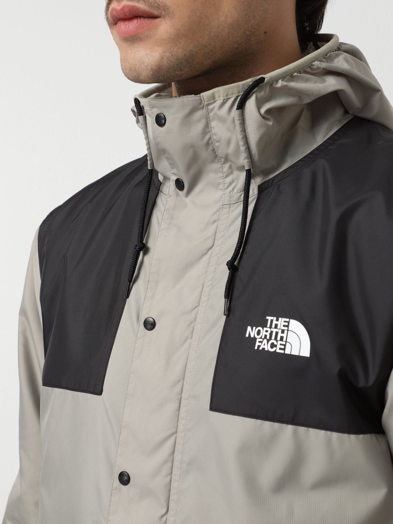 Куртки та дублянки The North Face Seasonal Mountain модель NF0A5IG31I41 Фото