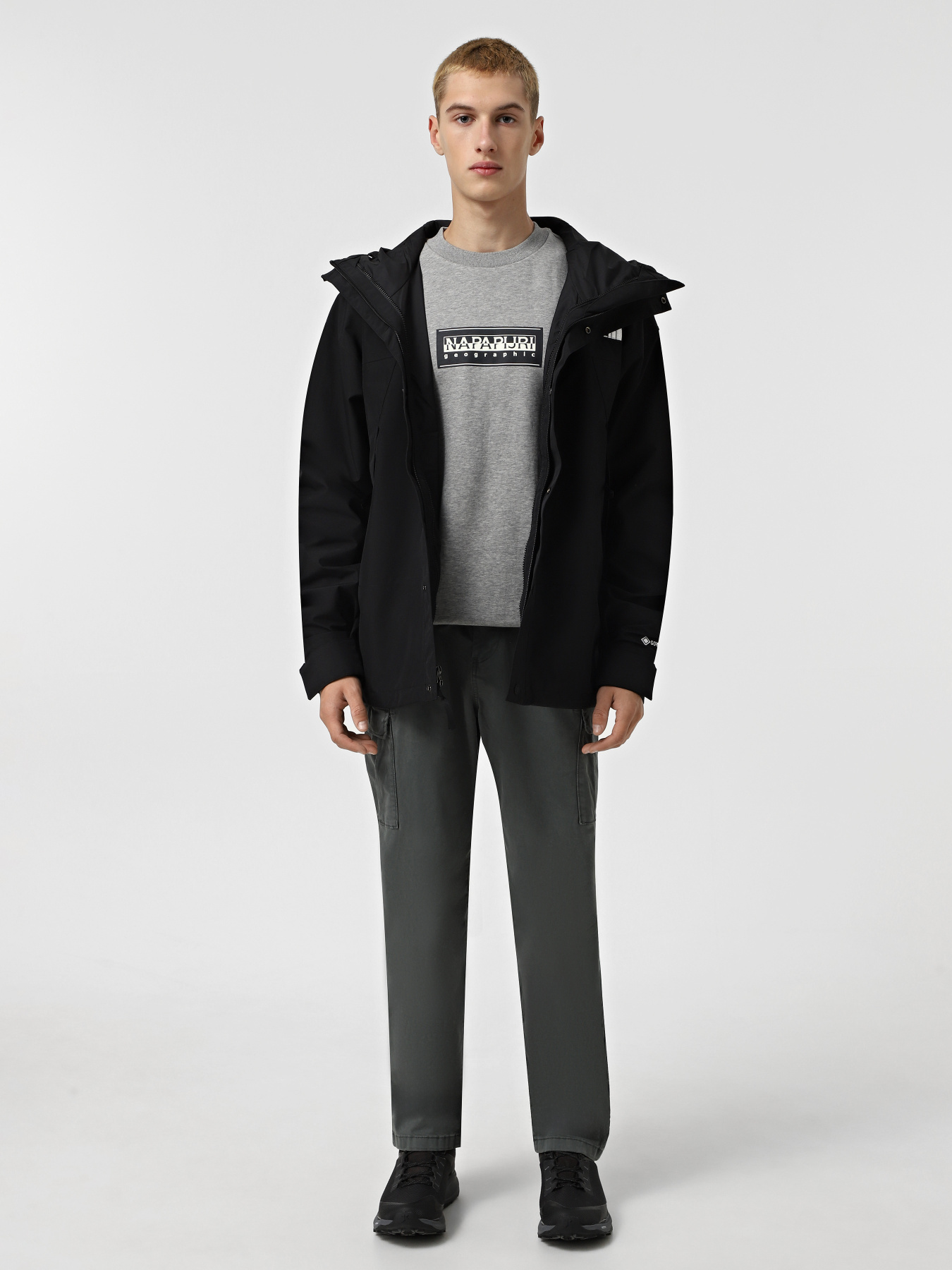 Куртки та дублянки The North Face GORE-TEX® Mountain модель NF0A831M4HF1 Фото