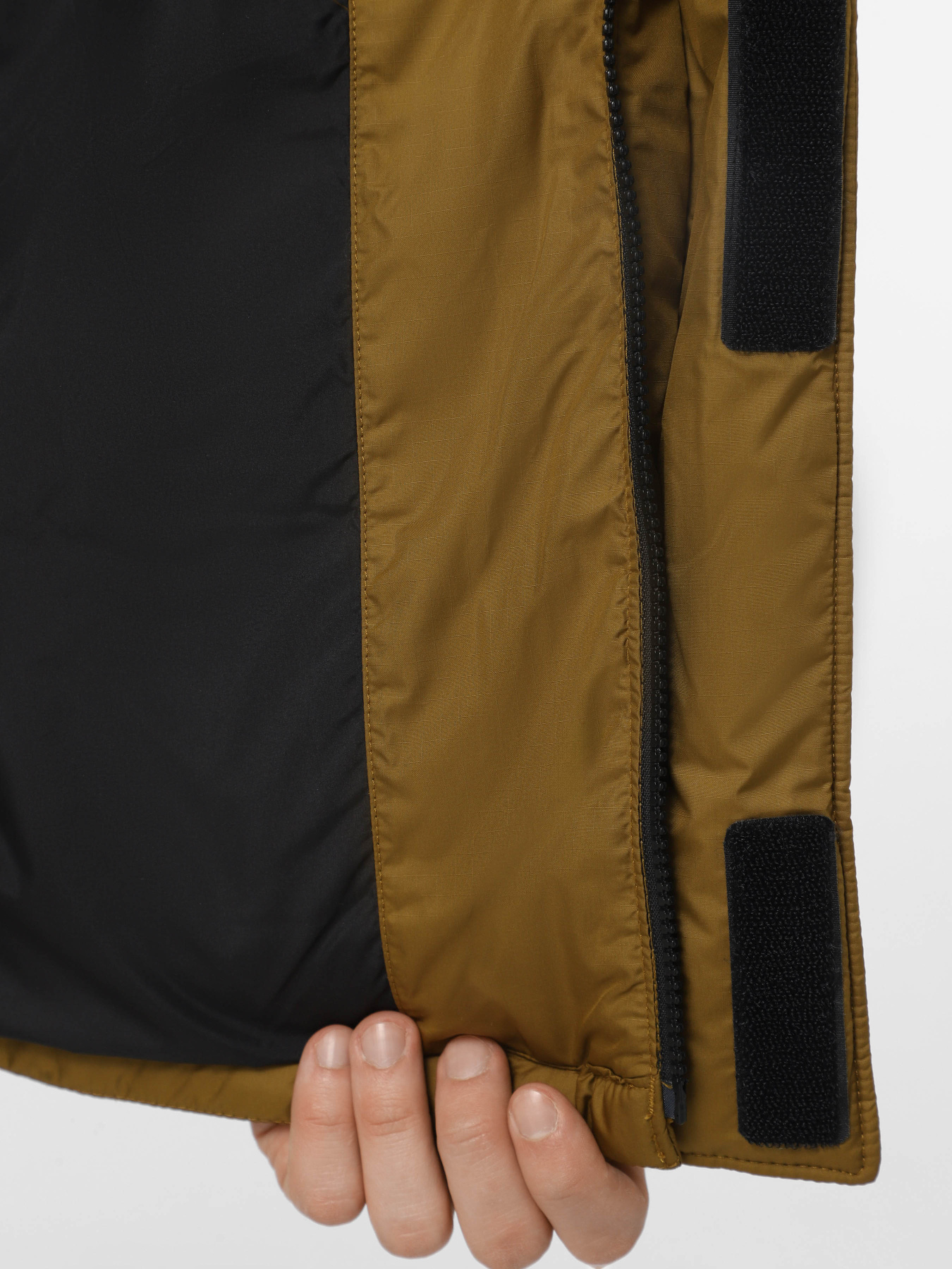 Куртки та дублянки The North Face Monterosa Insulated модель NF0A89EG1OB1 Фото