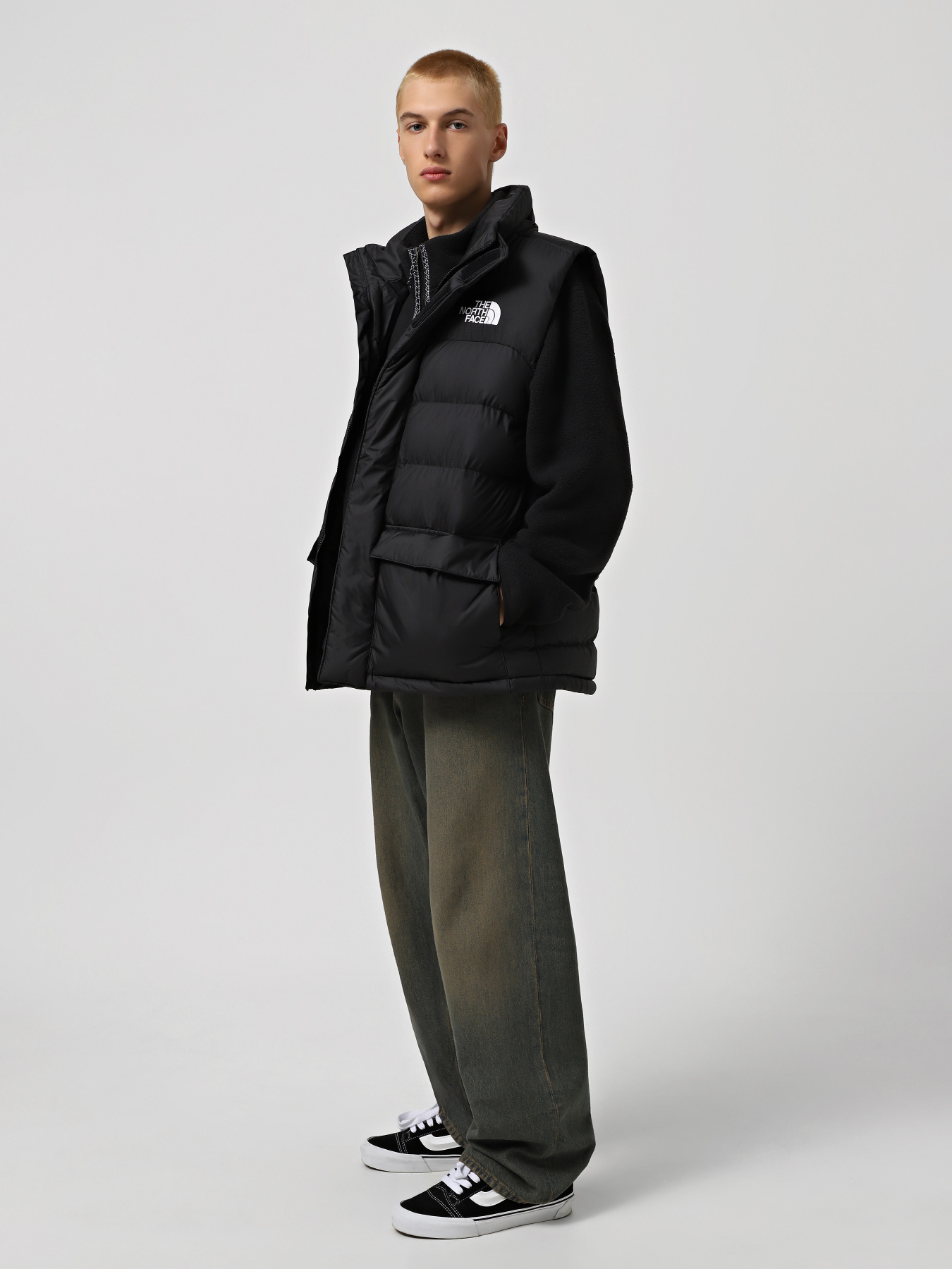 Куртки та дублянки The North Face Limbara модель NF0A89G6JK31 Фото