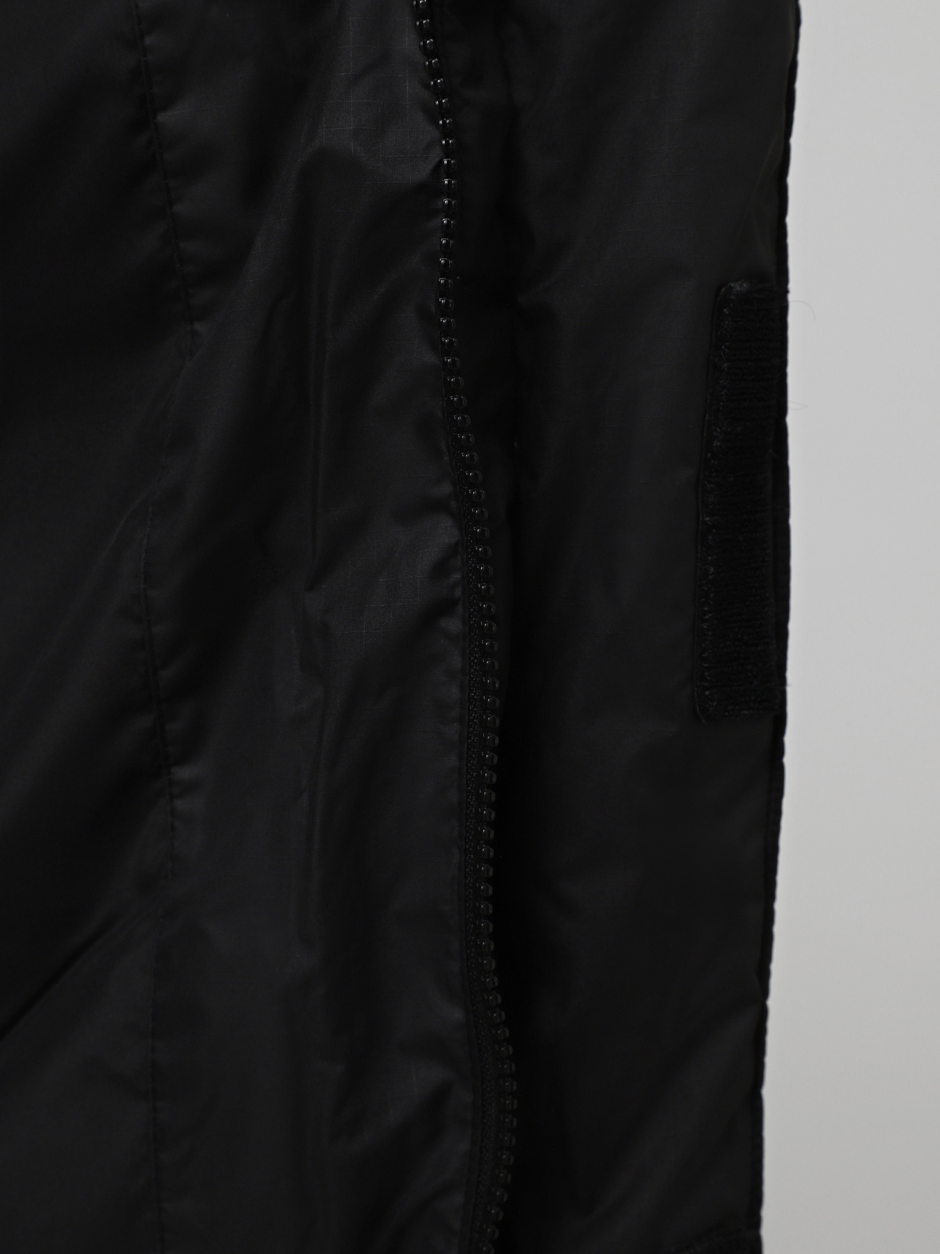 Куртки та дублянки The North Face Limbara модель NF0A89G6JK31 Фото