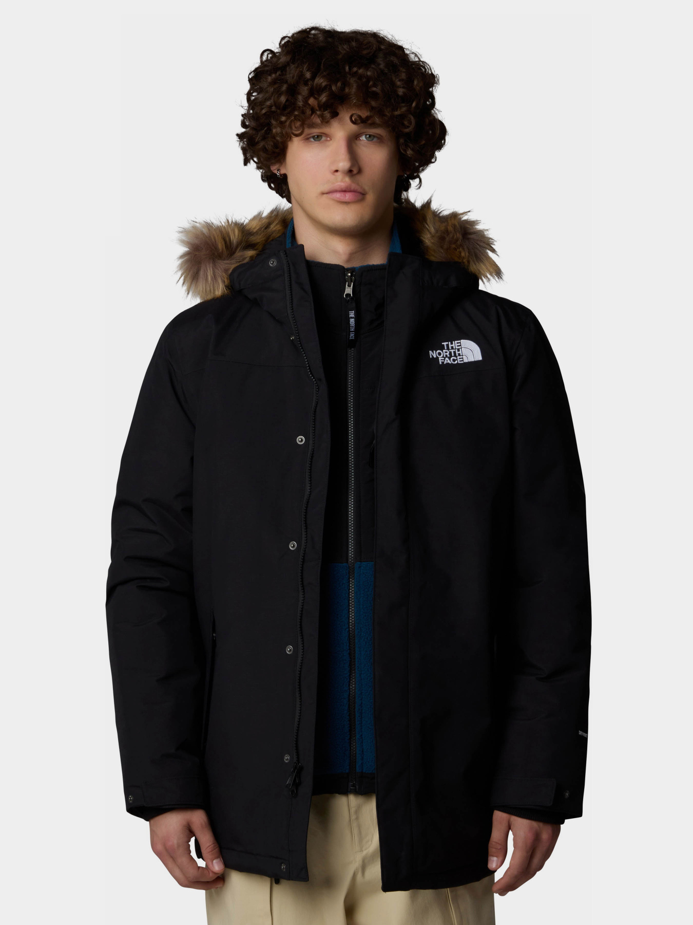 Куртки та дублянки The North Face Zaneck модель NF0A4M8HKX71 Фото