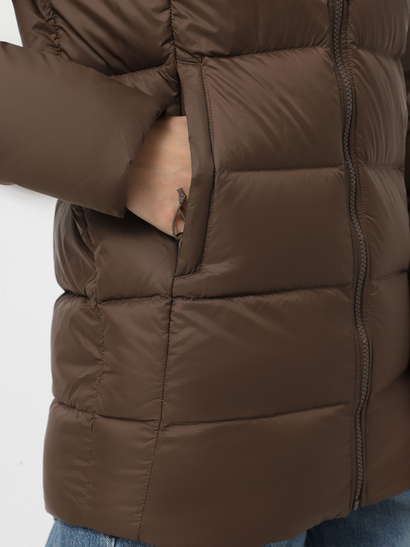 Куртки та дублянки The North Face Hyalite модель NF0A7Z9R1OI1 Фото
