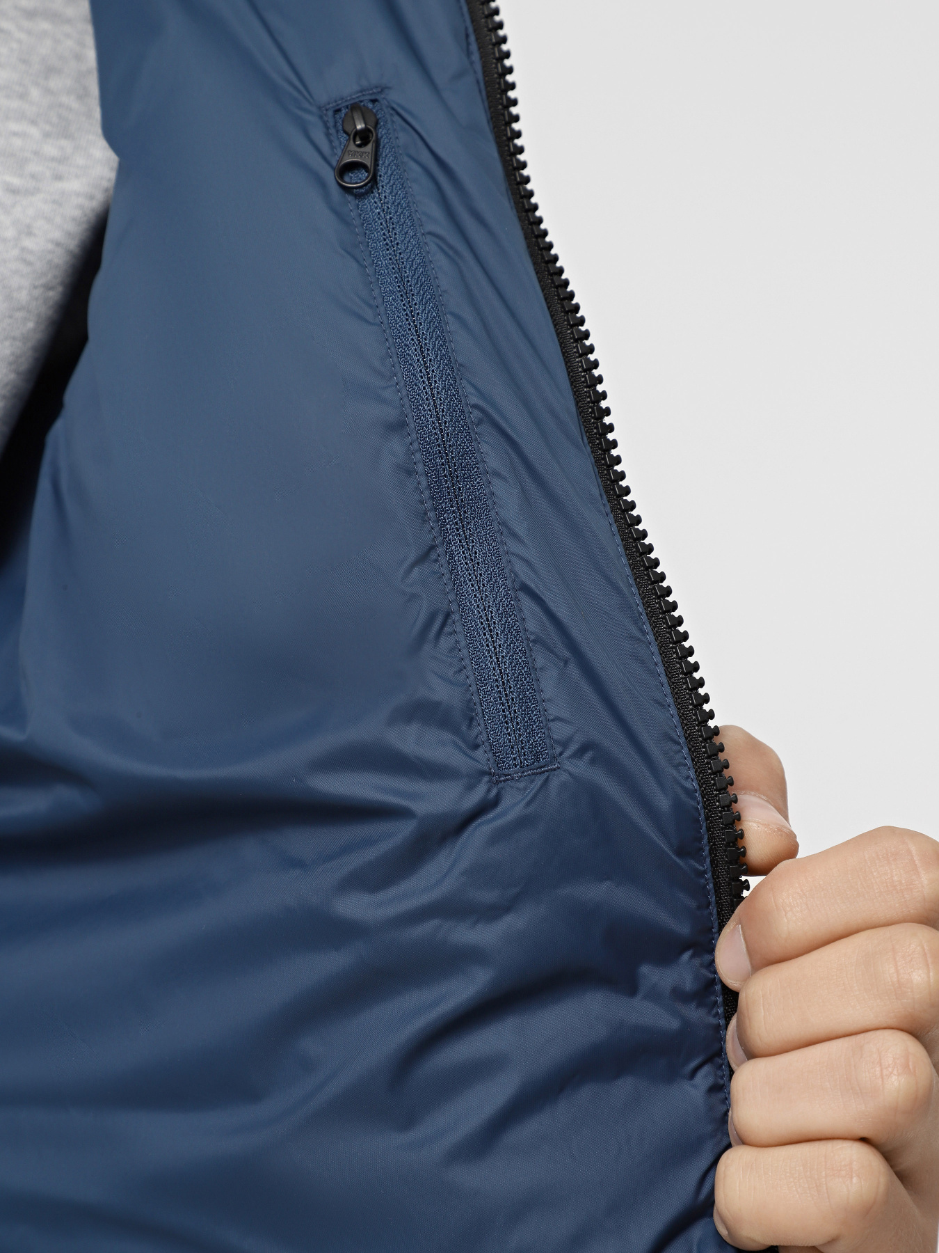 Куртки та дублянки The North Face Diablo Down модель NF0A899299O1 Куртки та дублянки The North Face Diablo Down модель NF0A899299O1 Фото