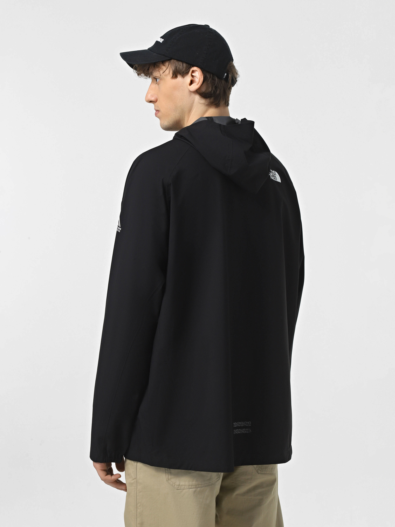 Куртки и дубленки The North Face Mountain Athletics модель NF0A892UJK31 Куртки и дубленки The North Face Mountain Athletics модель NF0A892UJK31 Фото