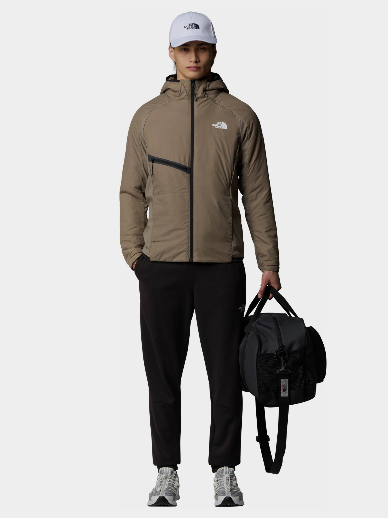 Штани The North Face Mountain Athletics модель NF0A893SJK31 Штани The North Face Mountain Athletics модель NF0A893SJK31 Фото