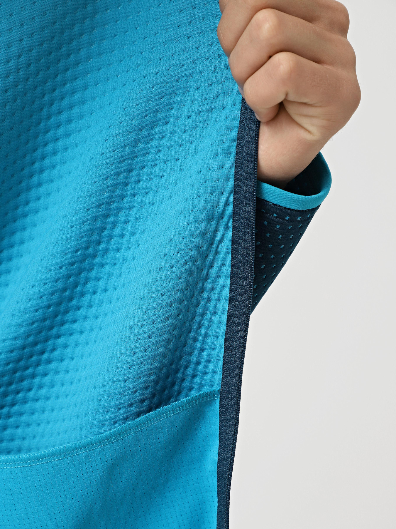 Худі та світшоти The North Face Vertical Thermal модель NF0A89VF1NO1 Худі та світшоти The North Face Vertical Thermal модель NF0A89VF1NO1 Фото