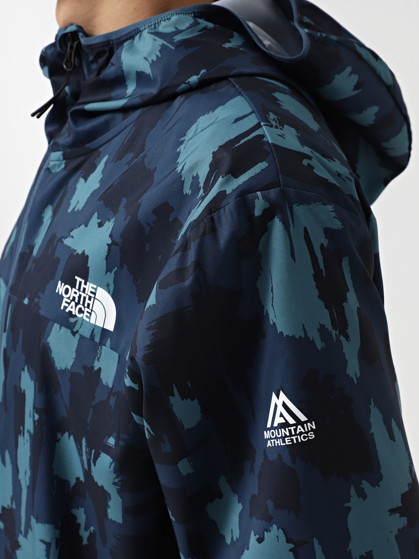 Куртки и дубленки The North Face Mountain Athletics модель NF0A89WV6VI1 Фото