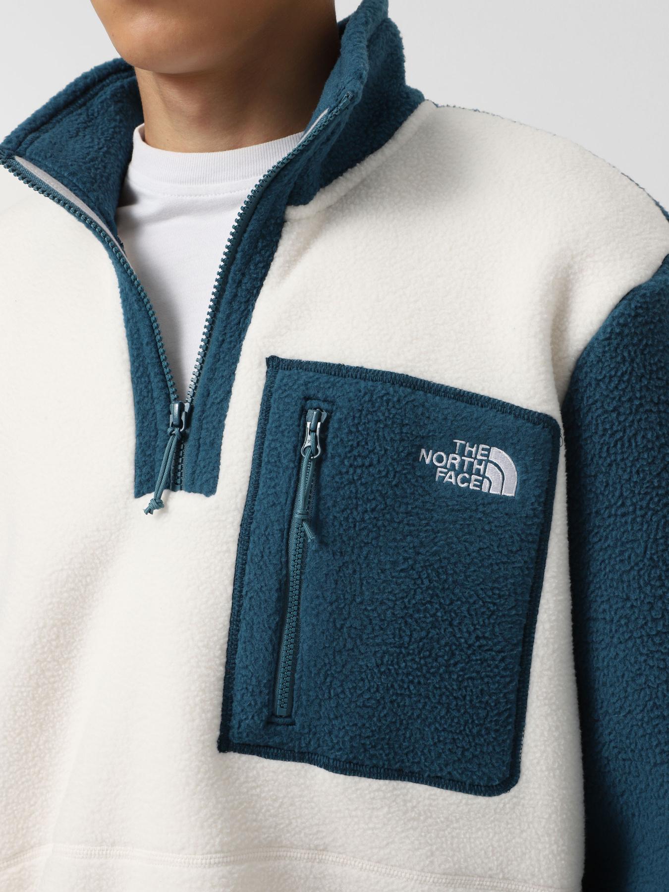 Худі та світшоти The North Face Yumiori 1/4 Zip Fleece модель NF0A883S9IH1 Худі та світшоти The North Face Yumiori 1/4 Zip Fleece модель NF0A883S9IH1 Фото