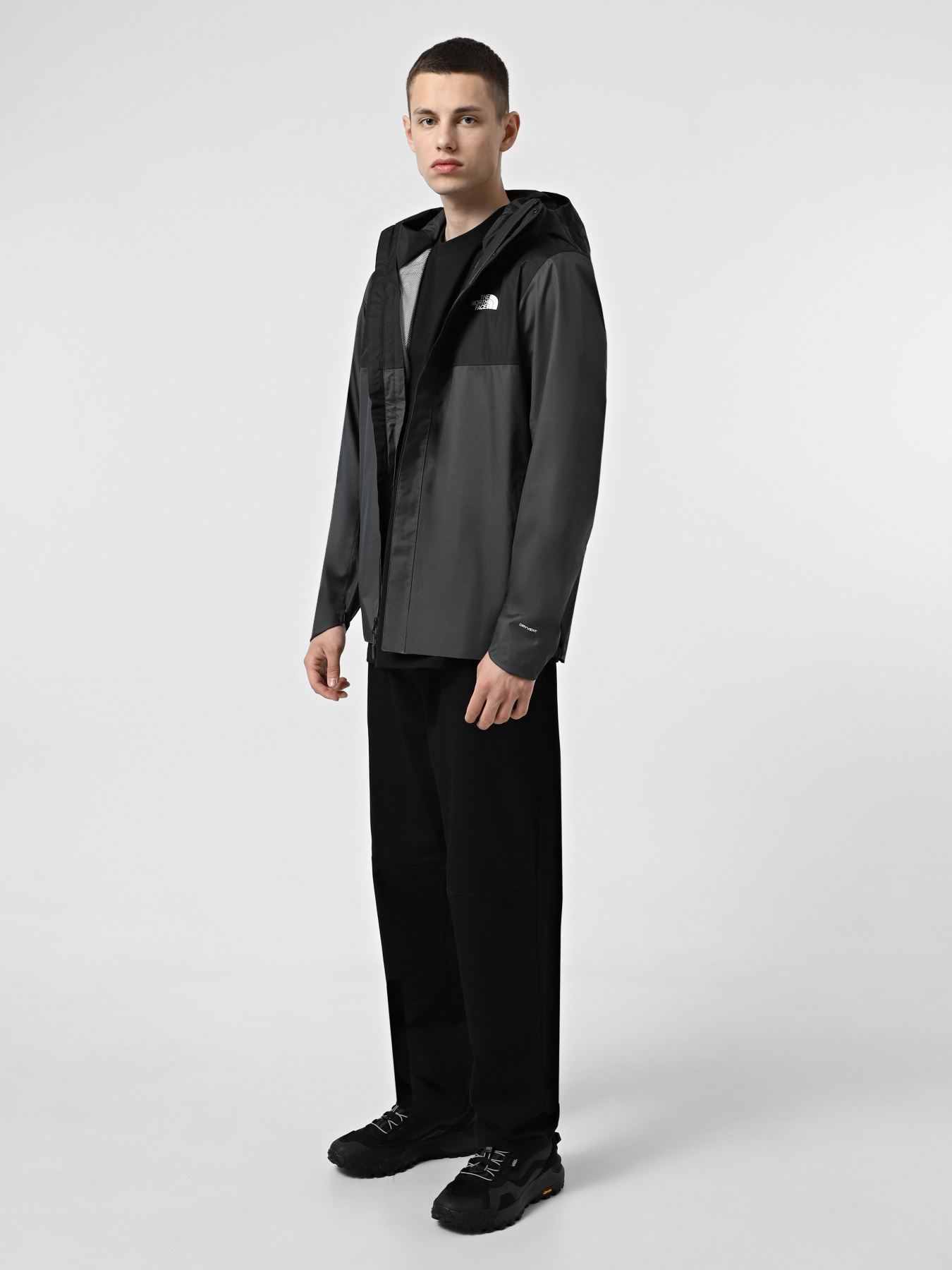 Куртки и дубленки The North Face Quest Zip-In Compatible модель NF0A3YFM4JK1 Куртки и дубленки The North Face Quest Zip-In Compatible модель NF0A3YFM4JK1 Фото