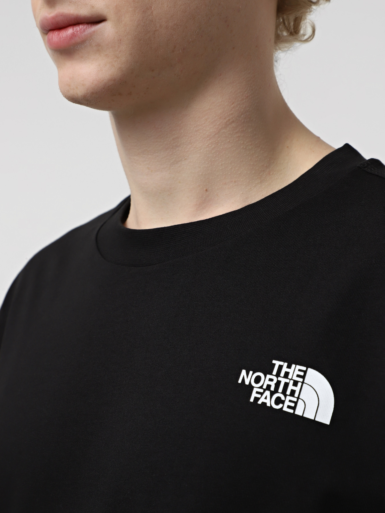 Худи и свитшоты The North Face Ls Nse Oversized модель NF0A8C3ZJK31 Худи и свитшоты The North Face Ls Nse Oversized модель NF0A8C3ZJK31 Фото