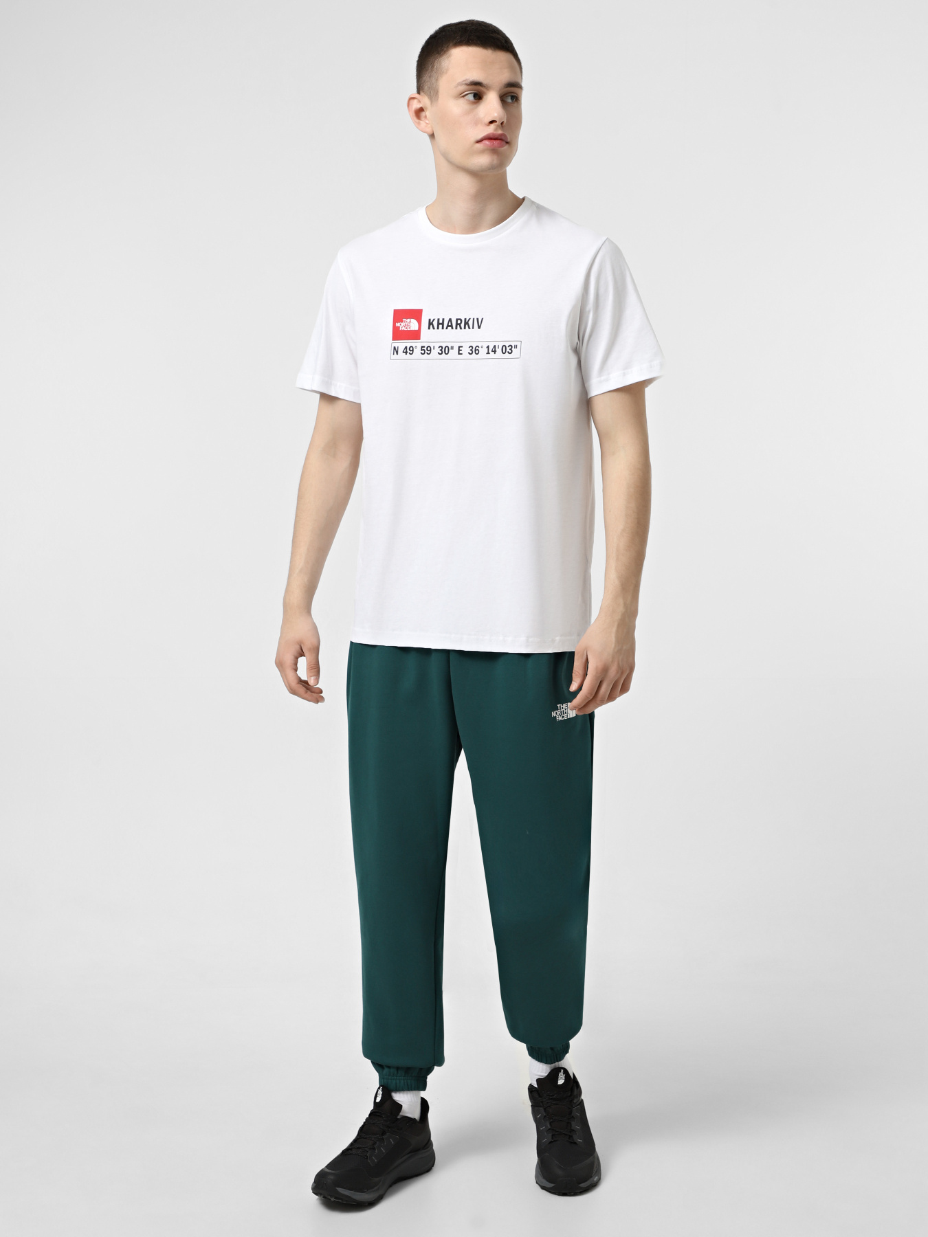 Футболки і поло The North Face GPS Tee Kharkiv модель NF0A8FZEFN41 Футболки і поло The North Face GPS Tee Kharkiv модель NF0A8FZEFN41 Фото
