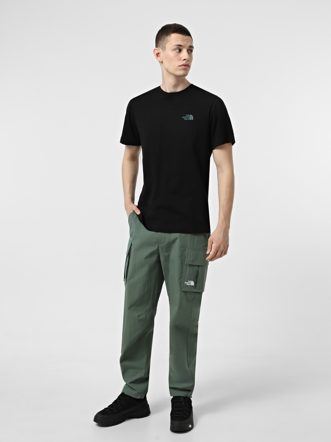 Футболки і поло The North Face NSE Box модель NF0A8C4U9431 Футболки і поло The North Face NSE Box модель NF0A8C4U9431 Фото