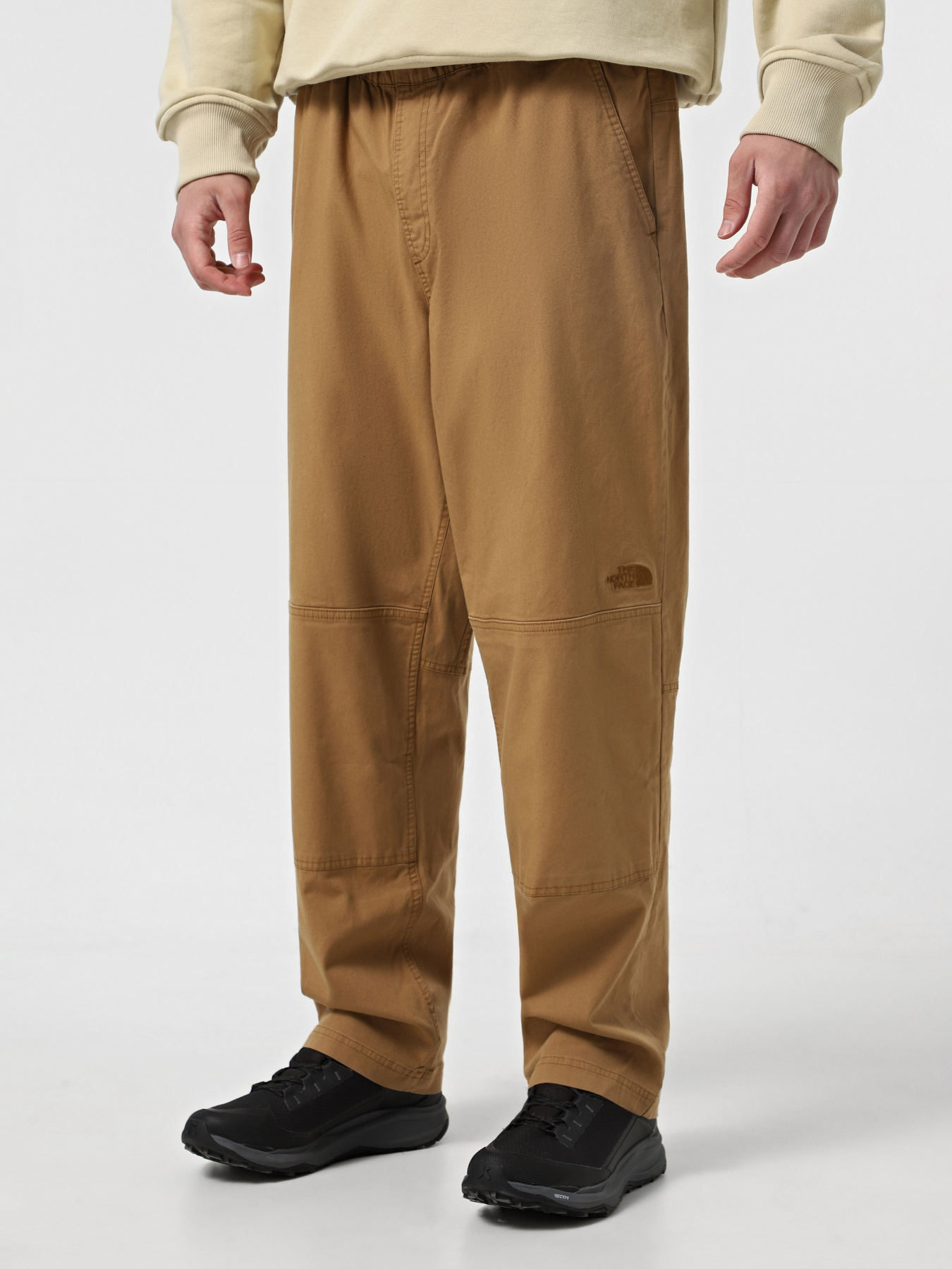 Брюки The North Face Belted модель NF0A8B621731 Брюки The North Face Belted модель NF0A8B621731 Фото