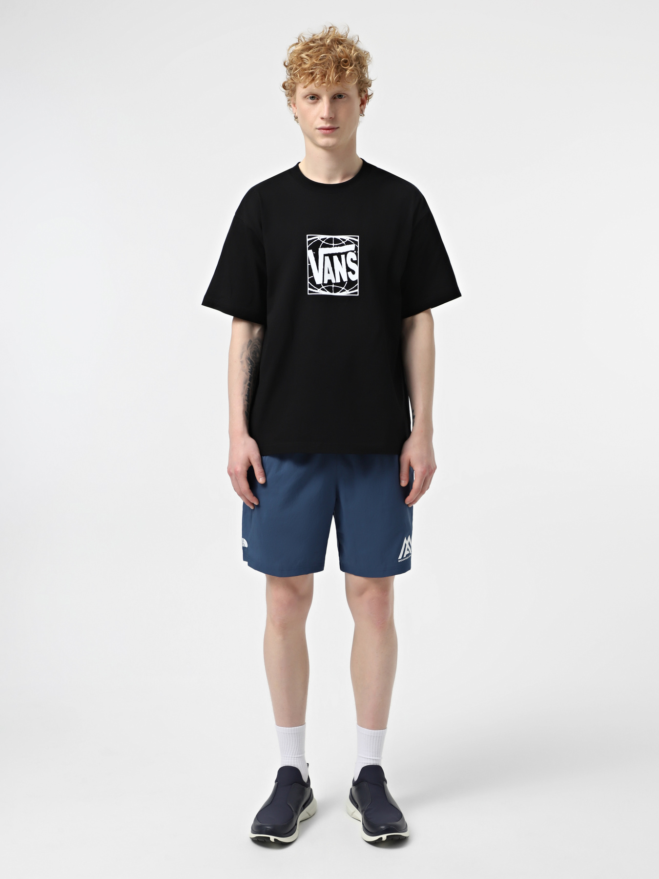 Шорти The North Face 24/7 7in Shorts Graphic модель NF0A8BP6HDC1 Фото