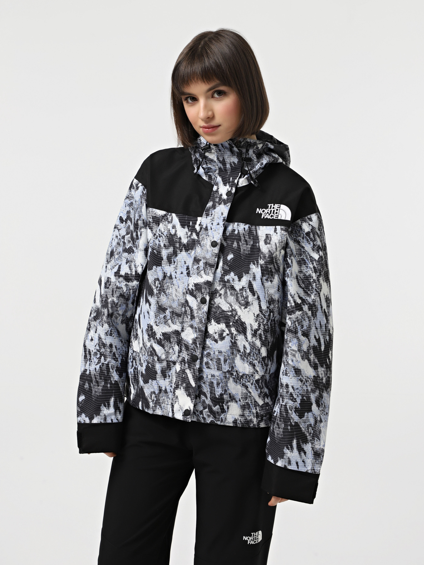 Куртки та дублянки The North Face Dryvent Mono Mountain модель NF0A88YX8T01 Куртки та дублянки The North Face Dryvent Mono Mountain модель NF0A88YX8T01 Фото