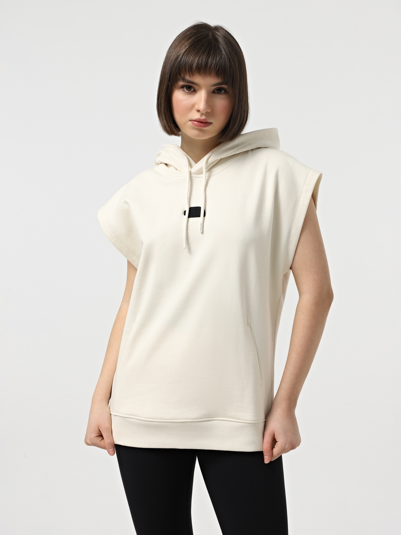 Худи и свитшоты The North Face Ss Relaxed модель NF0A8BW2QLI1 Фото