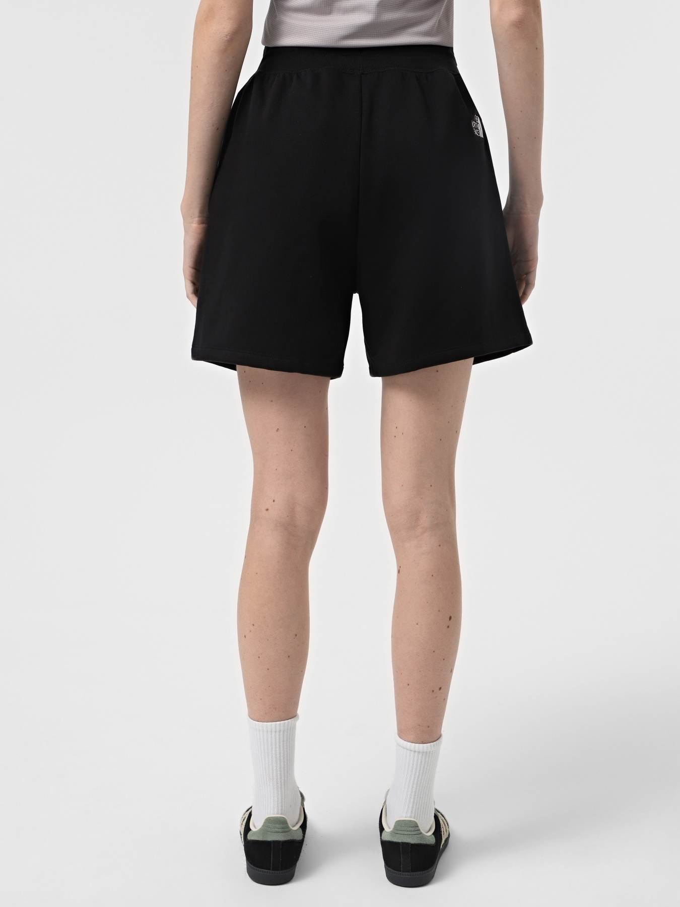 Шорти The North Face Essential модель NF0A8C2FJK31 Шорти The North Face Essential модель NF0A8C2FJK31 Фото