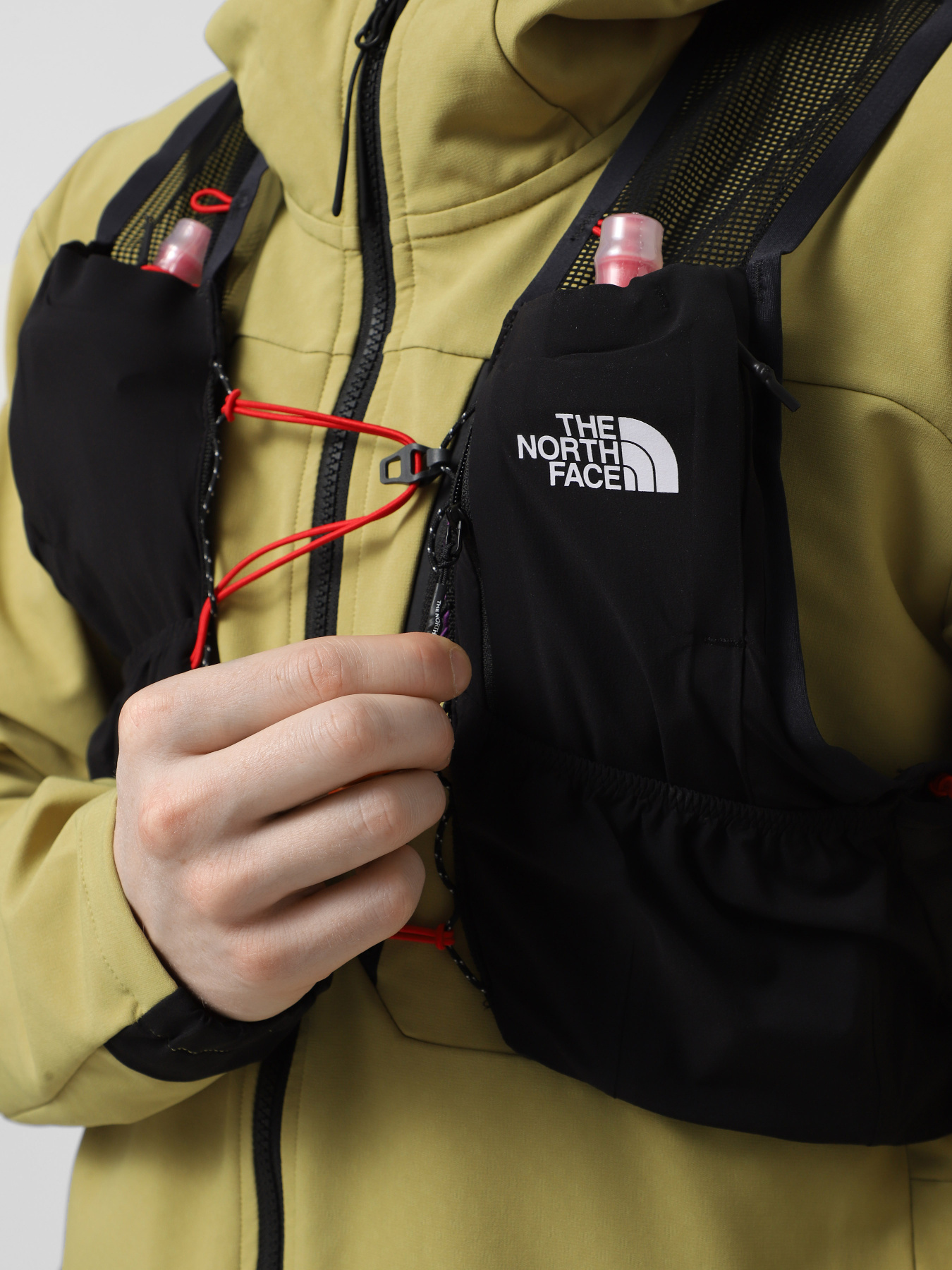 Свитры и кардиганы The North Face Summit Run Vest 5 модель NF0A8BKKKT01 Фото